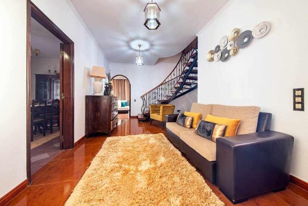 Lombo Cesteiro Guesthouse Tabua  المظهر الخارجي الصورة