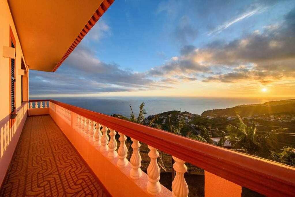 Lombo Cesteiro Guesthouse Tabua  المظهر الخارجي الصورة